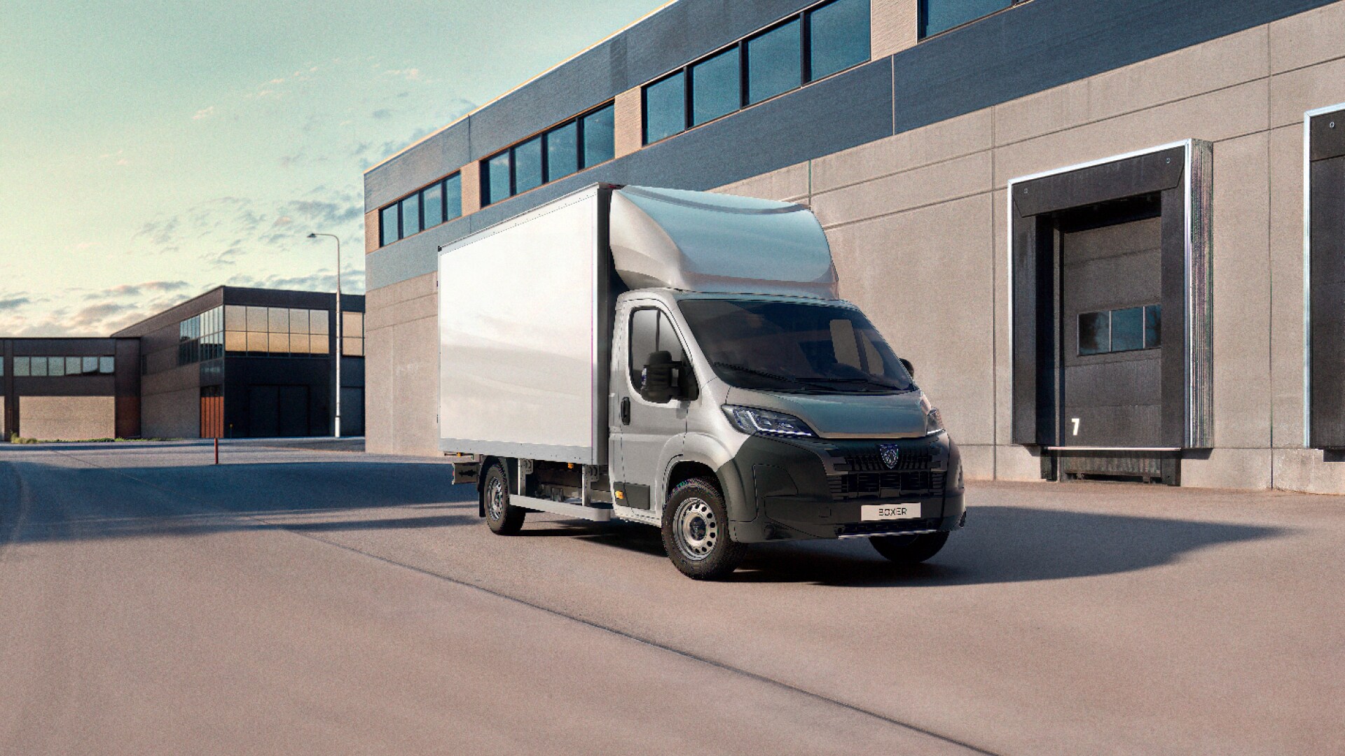 PEUGEOT Boxer Cargo Box – Frontansicht